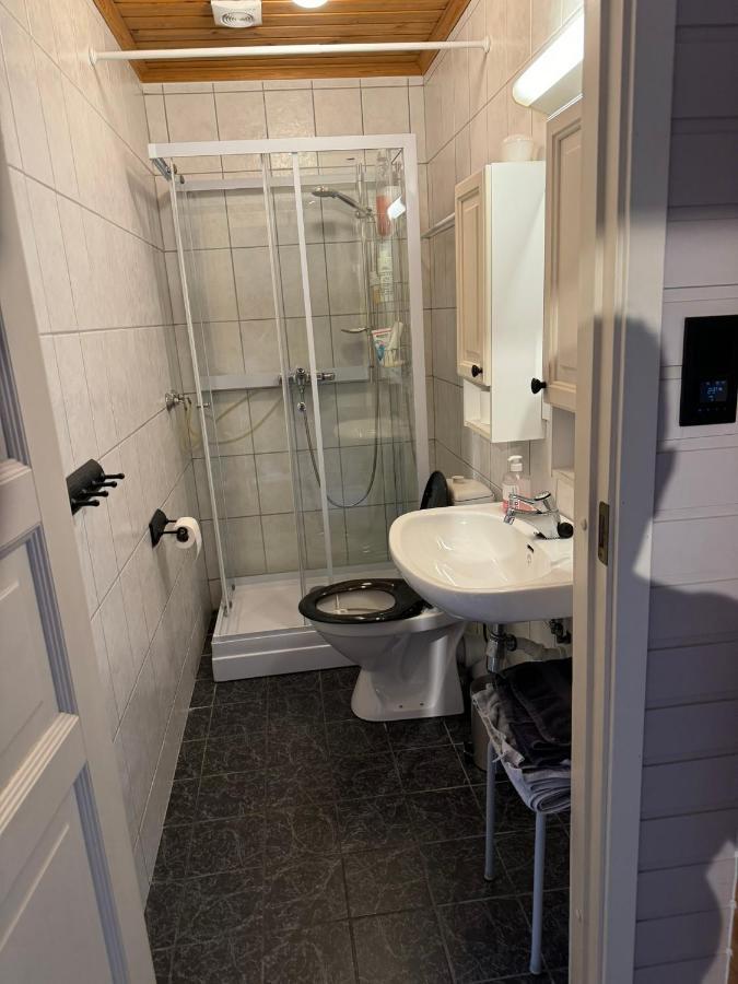 Very Centrally Located Apartment With Free Parking ترومسو المظهر الخارجي الصورة